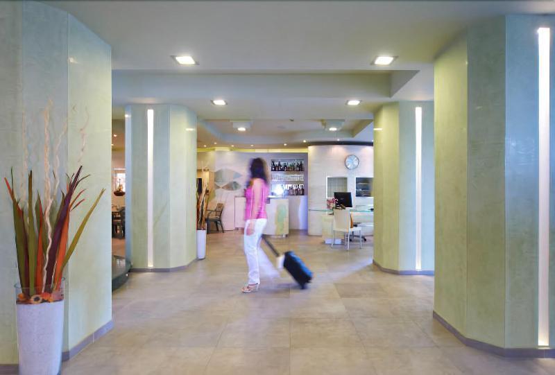 Hotel Sirio Camaiore Bagian luar foto