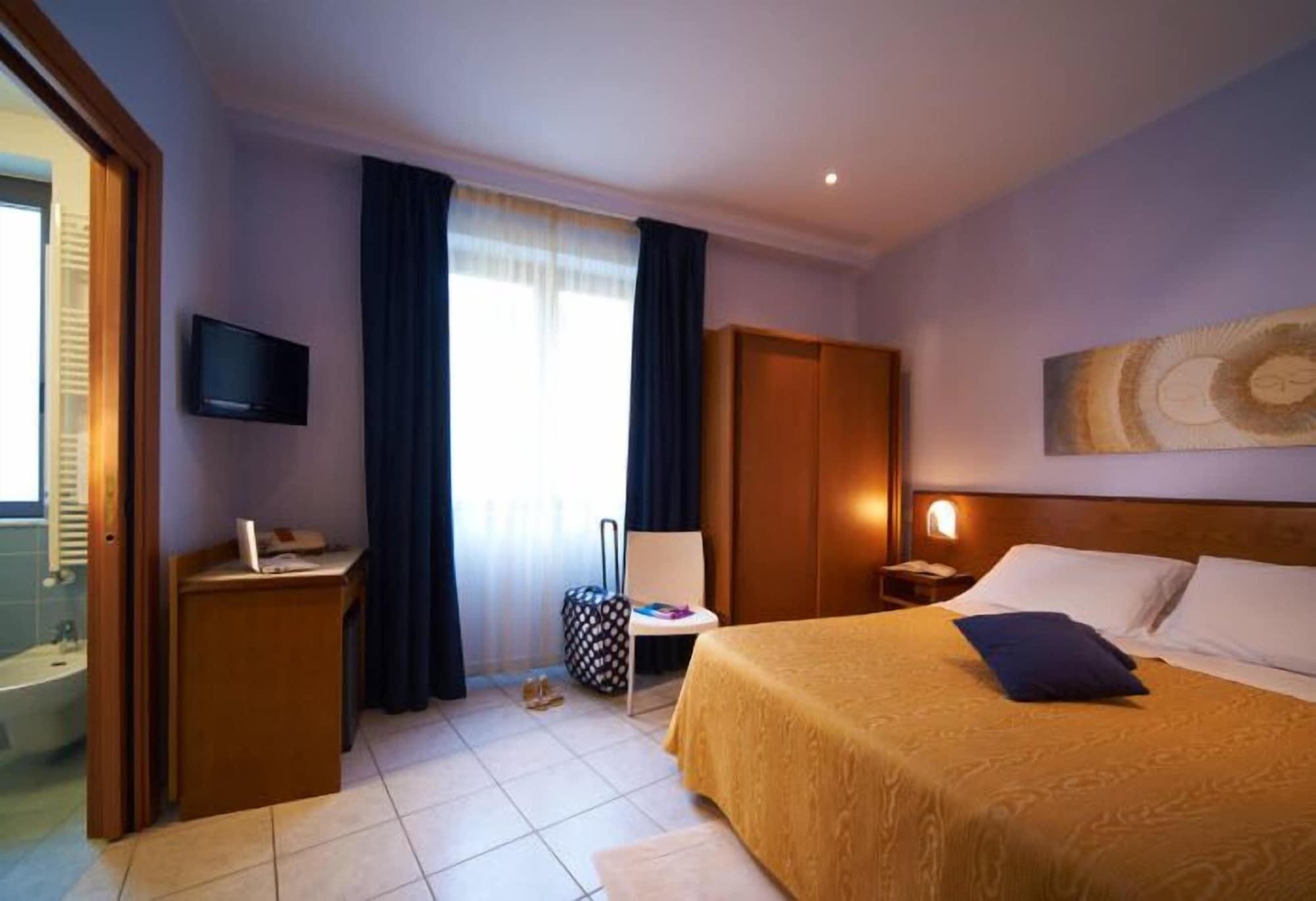 Hotel Sirio Camaiore Bagian luar foto