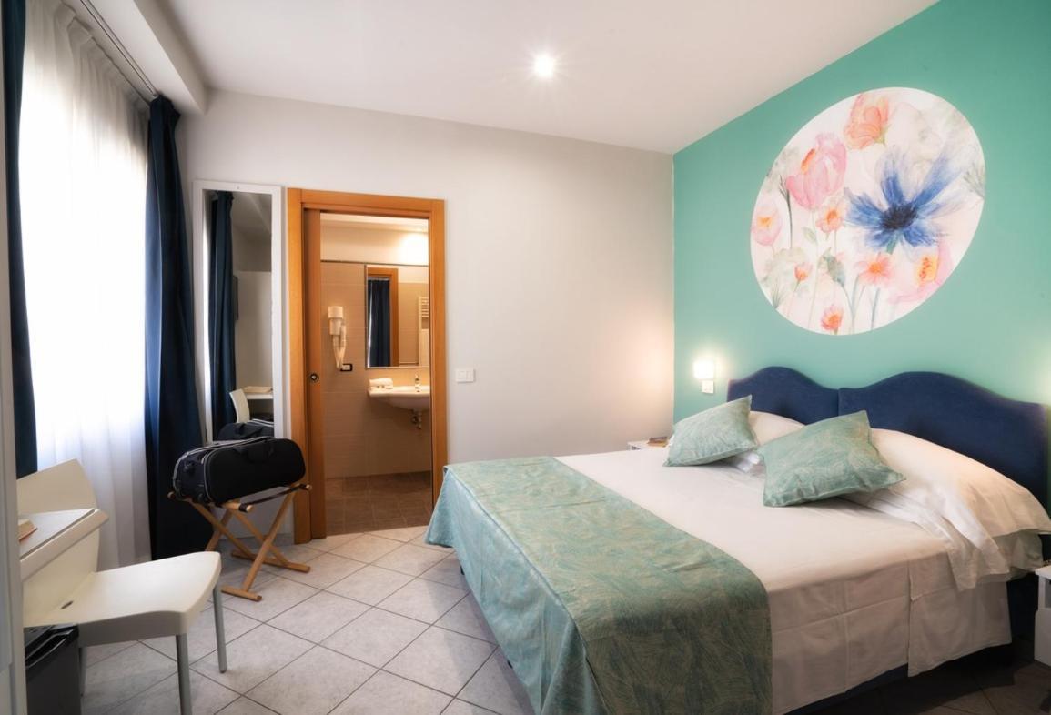 Hotel Sirio Camaiore Bagian luar foto