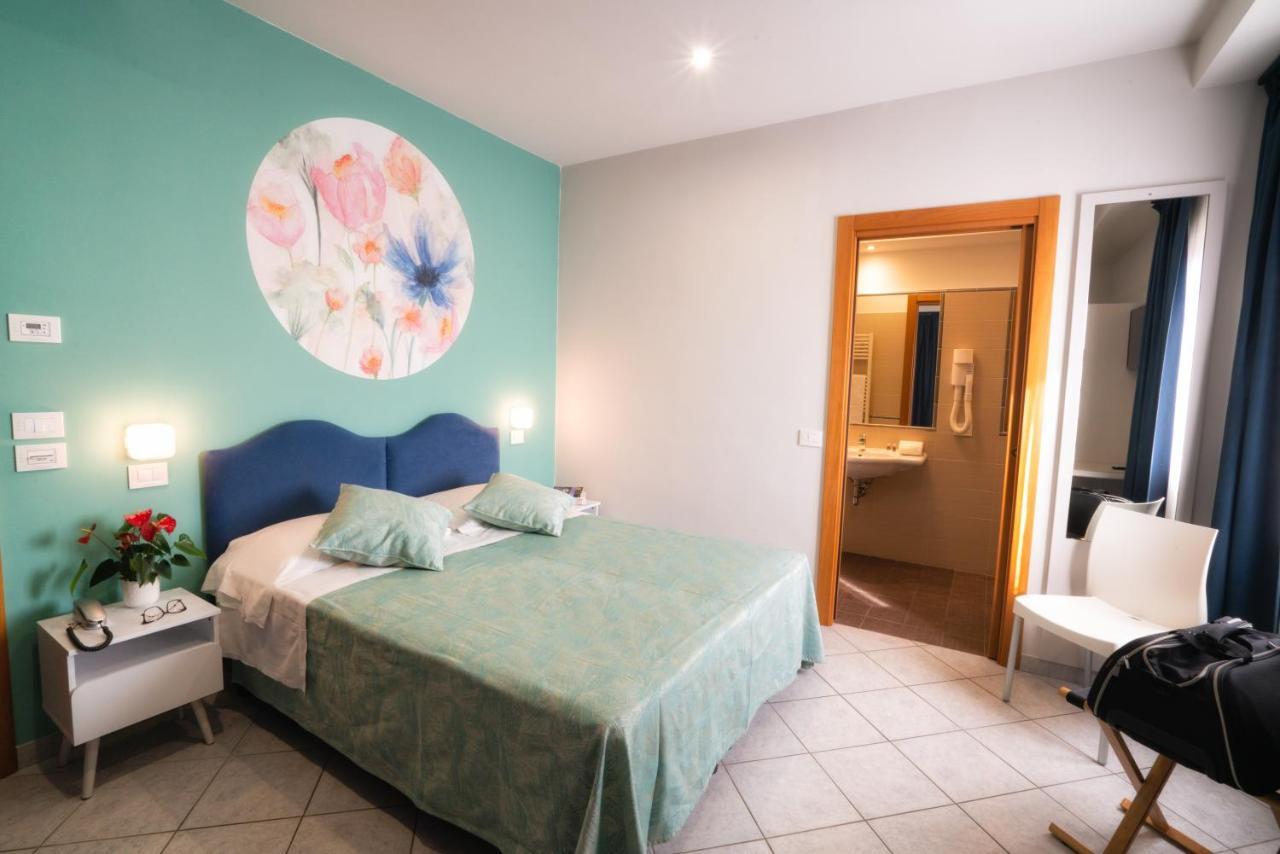 Hotel Sirio Camaiore Bagian luar foto