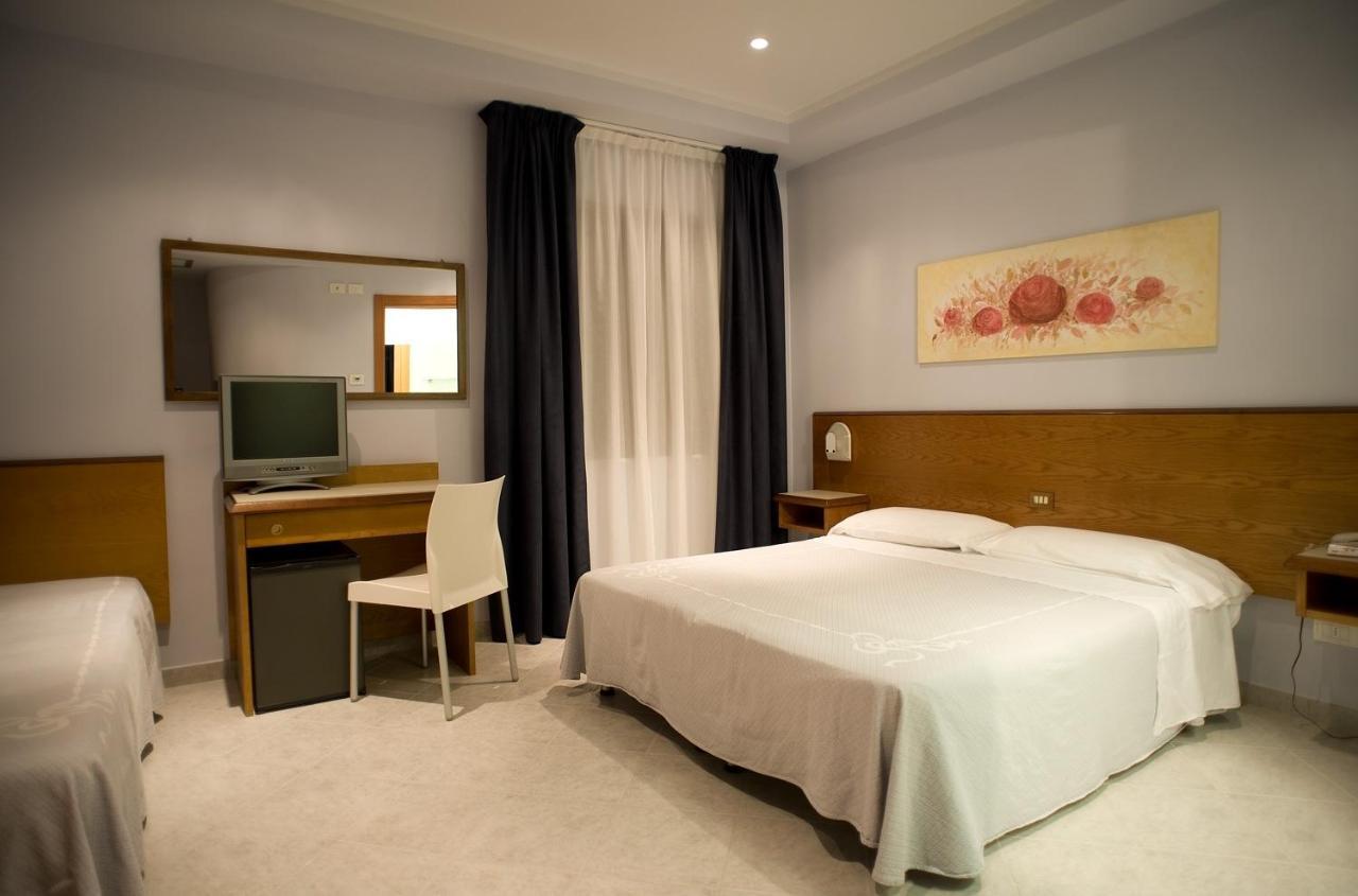 Hotel Sirio Camaiore Ruang foto