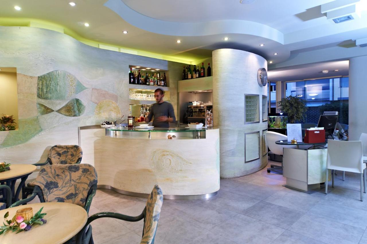 Hotel Sirio Camaiore Bagian luar foto